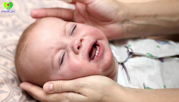 viêm họng cấp ở trẻ em